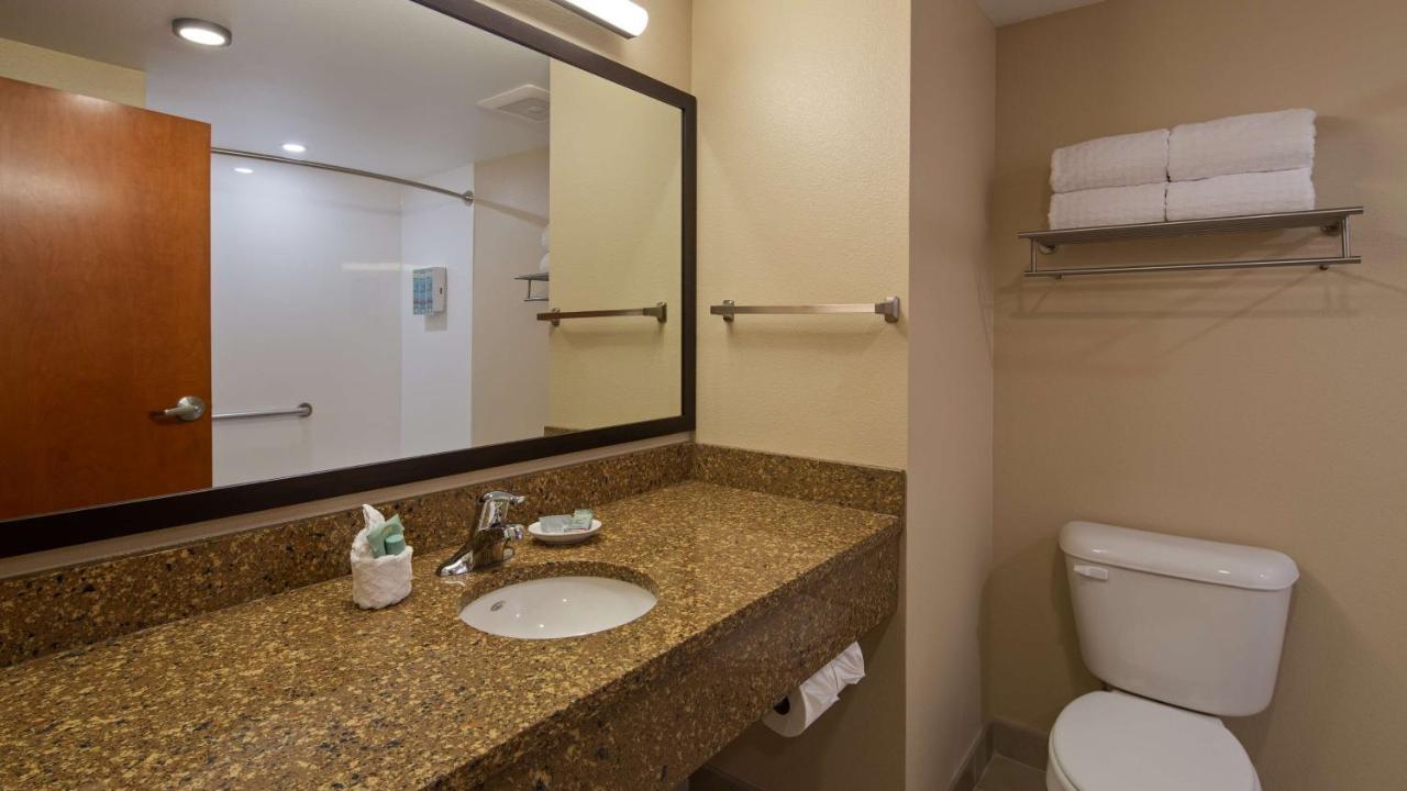 Hotel Western Bronco 3*