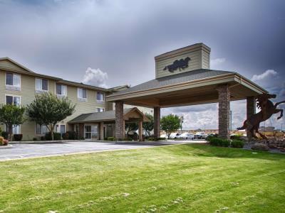 Western Bronco 3*