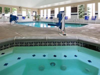 Western Bronco Hotel 3*