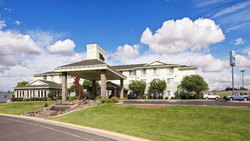 Western Bronco Hotel 3*